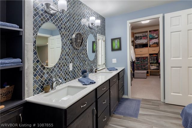 1232 Elizabeth Lane, Fort Smith, AR 72903