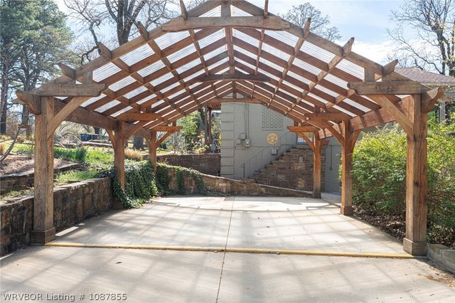 1232 Elizabeth Lane, Fort Smith, AR 72903