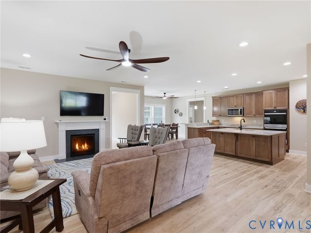 9476 Wickham Crossing Way, Ashland, VA 23005