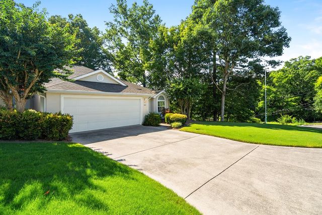 300 Bowen Place, Dalton, GA 30720