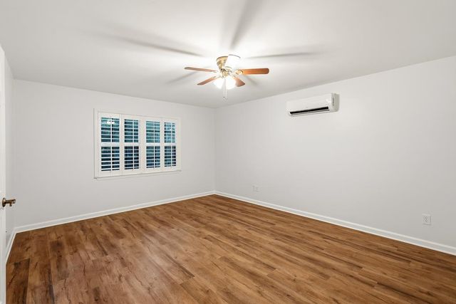 300 Bowen Place, Dalton, GA 30720