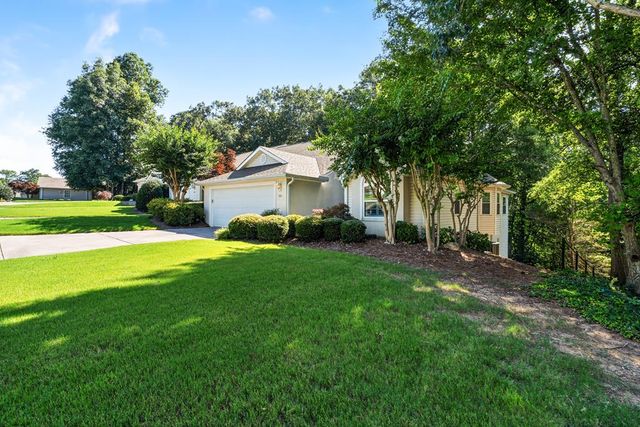 300 Bowen Place, Dalton, GA 30720