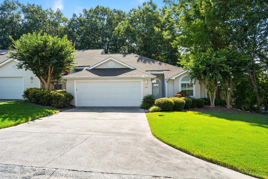 300 Bowen Place, Dalton, GA 30720