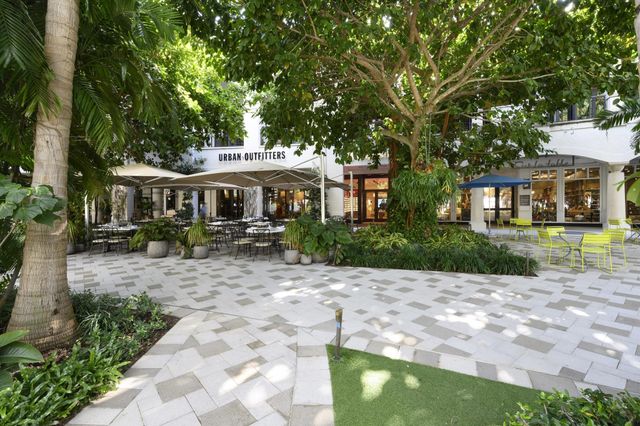 201 Murray Road, West Palm Beach, FL 33405