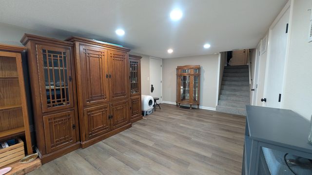 626 N Friend St, Belle Plaine, KS 67013