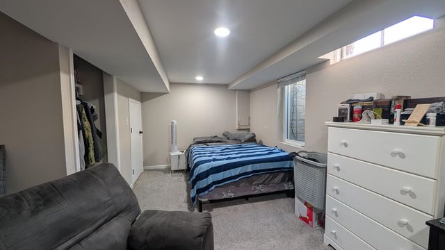 626 N Friend St, Belle Plaine, KS 67013