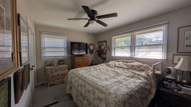 626 N Friend St, Belle Plaine, KS 67013