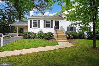 2301 BARBOUR RD, Falls Church, VA 22043