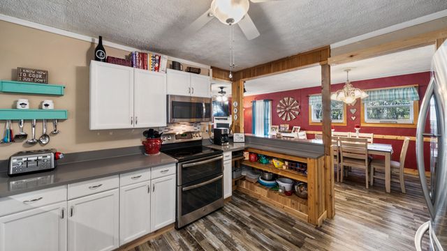 14802 N 3rd Street, Scurry, TX 75158