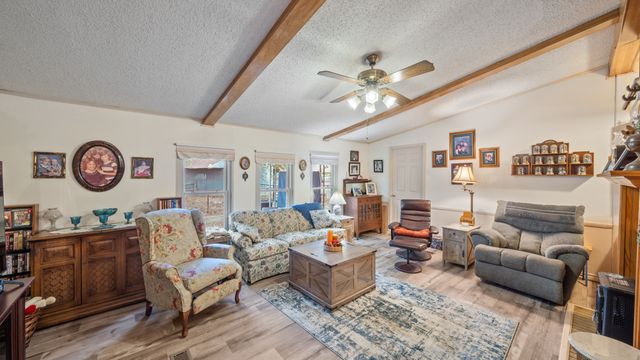 14802 N 3rd Street, Scurry, TX 75158