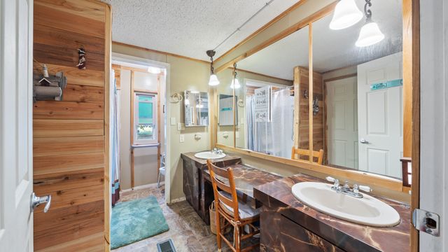 14802 N 3rd Street, Scurry, TX 75158