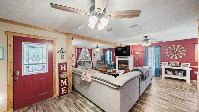 14802 N 3rd Street, Scurry, TX 75158