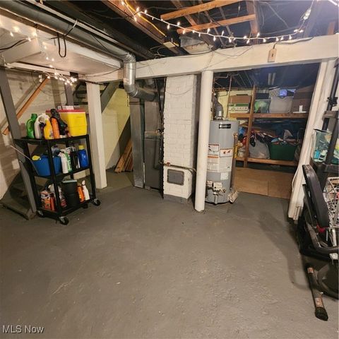 2500 9th Court, Cuyahoga Falls, OH 44221