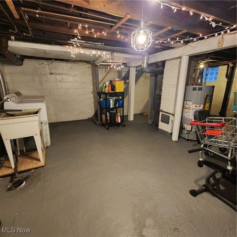 2500 9th Court, Cuyahoga Falls, OH 44221