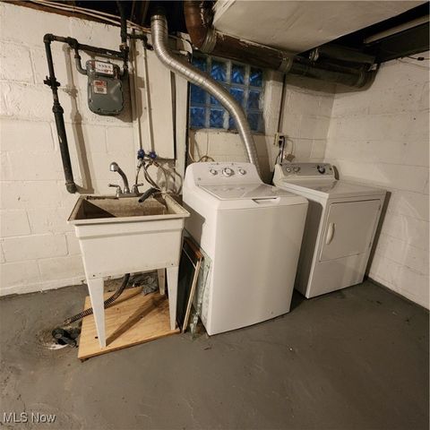 2500 9th Court, Cuyahoga Falls, OH 44221