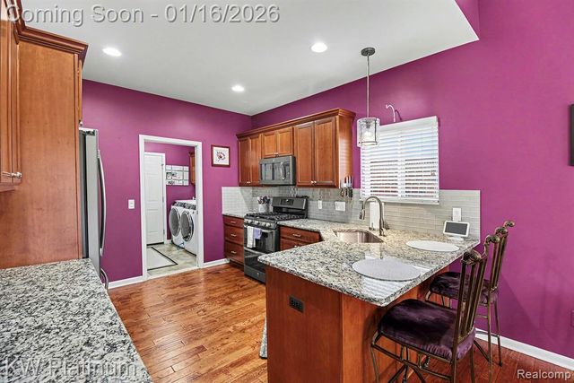 52458 Westfield Drive, Macomb, MI 48042