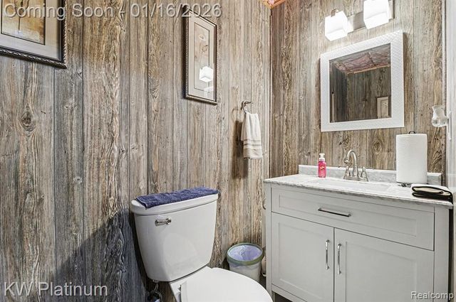 52458 Westfield Drive, Macomb, MI 48042