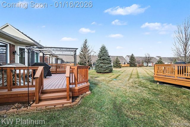 52458 Westfield Drive, Macomb, MI 48042