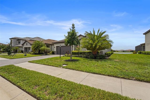 15522 ISLANDWALK AVENUE, Bradenton, FL 34211