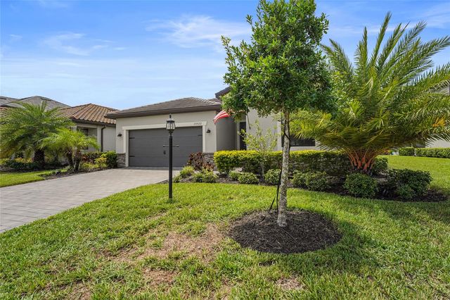 15522 ISLANDWALK AVENUE, Bradenton, FL 34211