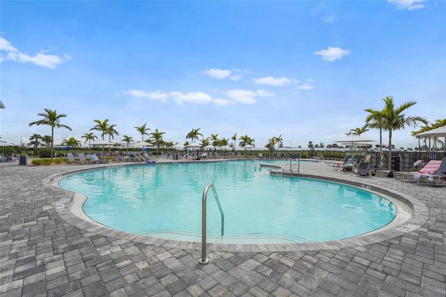 15522 ISLANDWALK AVENUE, Bradenton, FL 34211