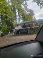 18929 Highway 99, Lynnwood, WA 98036