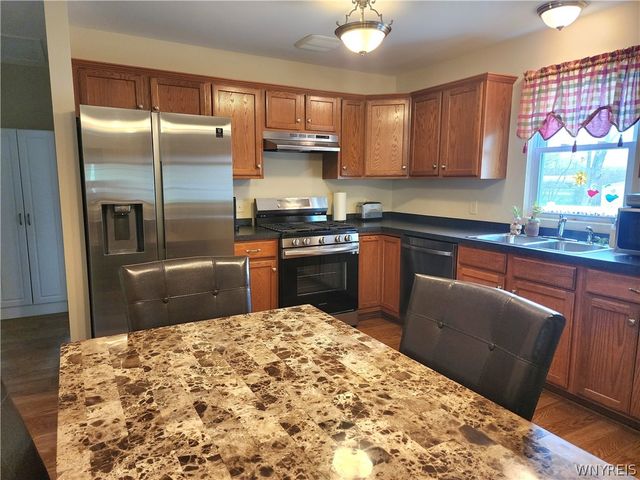 4362 Abbott Parkway, Hamburg, NY 14219