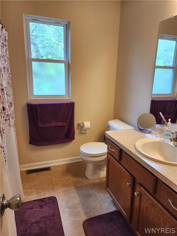 4362 Abbott Parkway, Hamburg, NY 14219