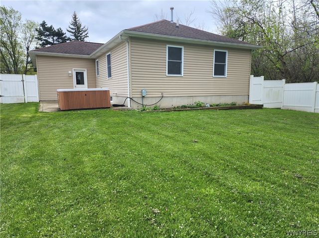 4362 Abbott Parkway, Hamburg, NY 14219