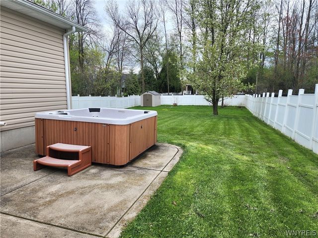 4362 Abbott Parkway, Hamburg, NY 14219