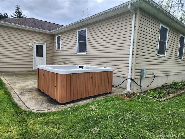 4362 Abbott Parkway, Hamburg, NY 14219