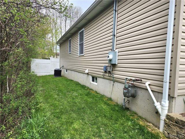 4362 Abbott Parkway, Hamburg, NY 14219