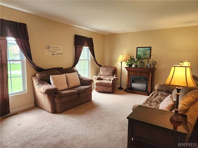 4362 Abbott Parkway, Hamburg, NY 14219