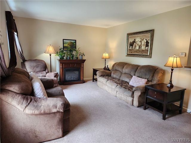 4362 Abbott Parkway, Hamburg, NY 14219