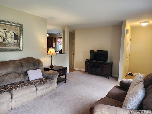 4362 Abbott Parkway, Hamburg, NY 14219