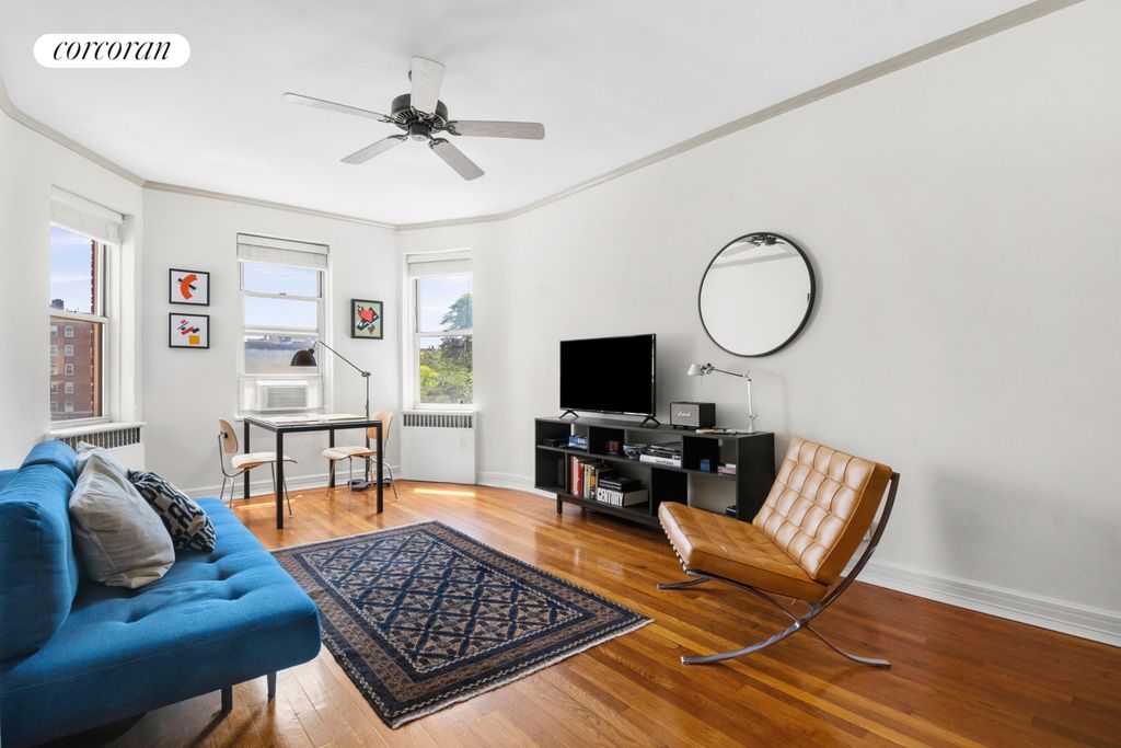 11135 75th Ave Apt 42, New York City, NY 11375