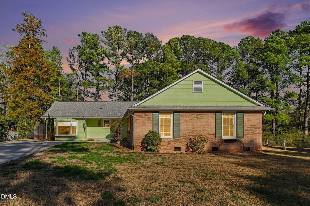 123 Montclair Circle, Durham, NC 27713