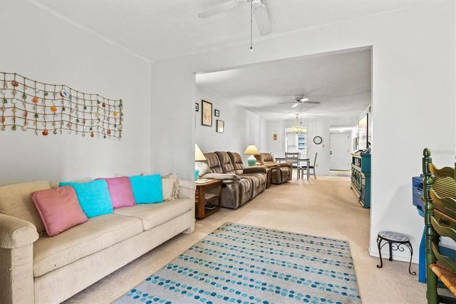 3564 LAKE BAYSHORE DRIVE 203, Bradenton, FL 34205