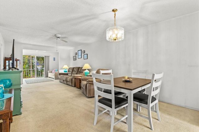 3564 LAKE BAYSHORE DRIVE 203, Bradenton, FL 34205