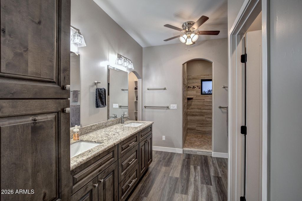 Image 21 of property listing at 501 N Chaparral Pines Drive, Payson, AZ 85541