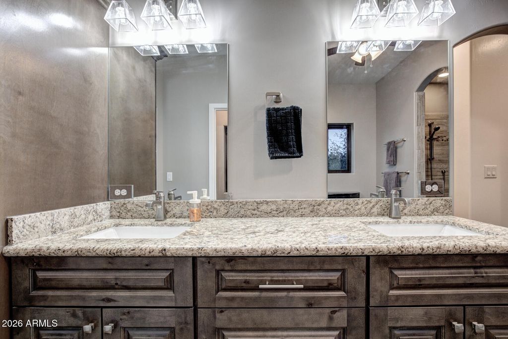 Image 22 of property listing at 501 N Chaparral Pines Drive, Payson, AZ 85541