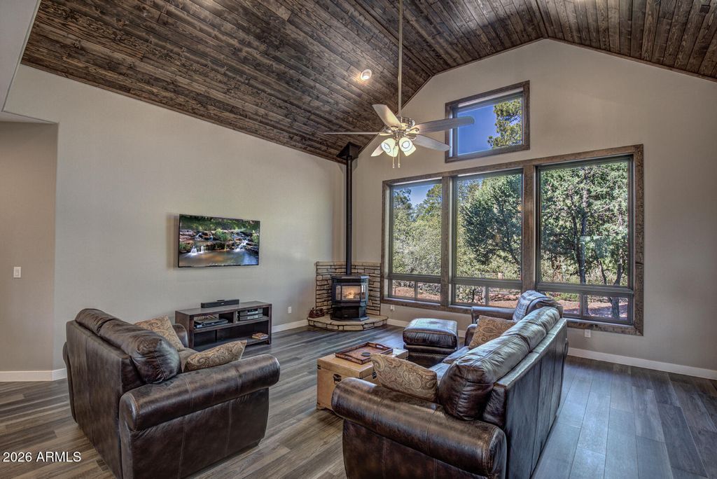 Image 7 of property listing at 501 N Chaparral Pines Drive, Payson, AZ 85541