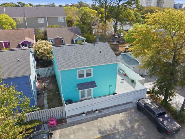 1911C Edge Dr., North Myrtle Beach, SC 29582