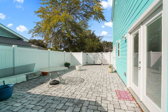 1911C Edge Dr., North Myrtle Beach, SC 29582