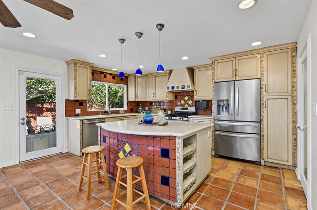 12951 Welby Way, North Hollywood, CA 91606