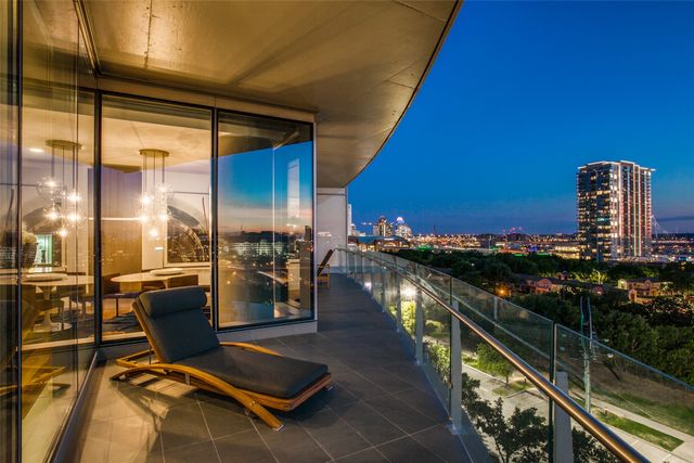 3130 N Harwood Street 1203, Dallas, TX 75201