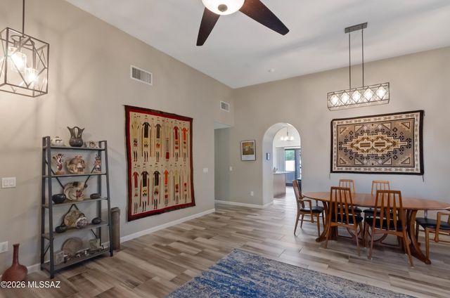 9389 S Avenida Mochuelo, Vail, AZ 85641