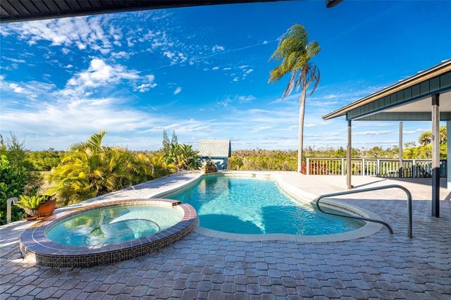 50 SPYGLASS ALLEY, Placida, FL 33946