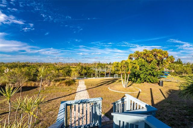 50 SPYGLASS ALLEY, Placida, FL 33946