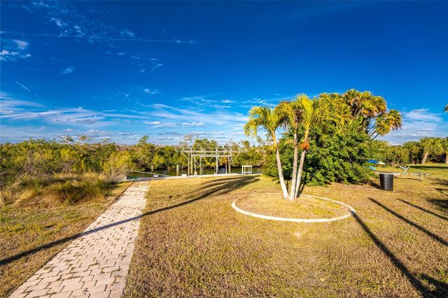 50 SPYGLASS ALLEY, Placida, FL 33946